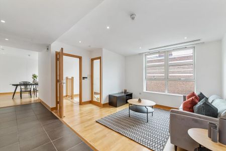 2 bedroom flat to rent - Photo 3
