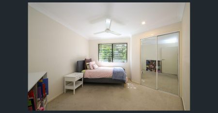 Modern Apartment in the heart of Coorparoo - Photo 3