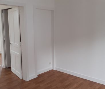 Location Appartement 2 pièces 36m² TULLE 19000 - Photo 2