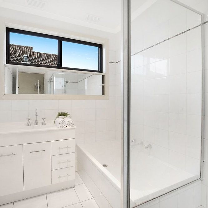 2/106 Brown Street, Heidelberg VIC 3084 - Photo 1