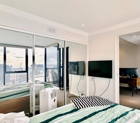 1 bedroom 1 bathroom - Photo 2