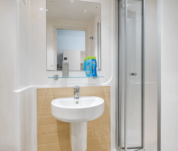 Silver Studio - Photo 2