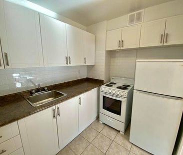 Spacious and Bright, JR-1 Bedroom Available NOW!!! - Photo 2