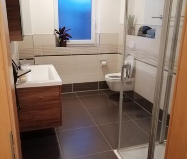 schöne Wohnung mit Fahrstuhl - Photo 4