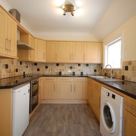 Uckfield - Photo 1