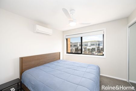 Fully Furnished 2-Bedroom Townhouse for Rent in Taylor - Photo 2