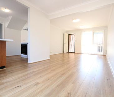 11/9-11 Thelma Street, Lurnea, NSW 2170 - Photo 3