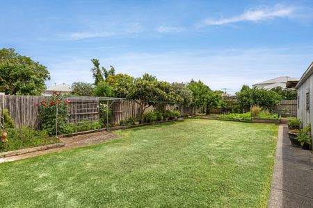 7 Janet Street, Keilor East VIC 3033 - Photo 4