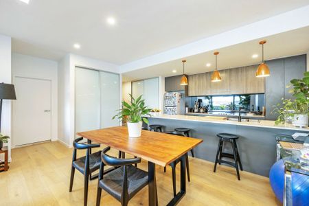 THIRD FLOOR APARTMENT IN CENTRAL LOCATION - Photo 4