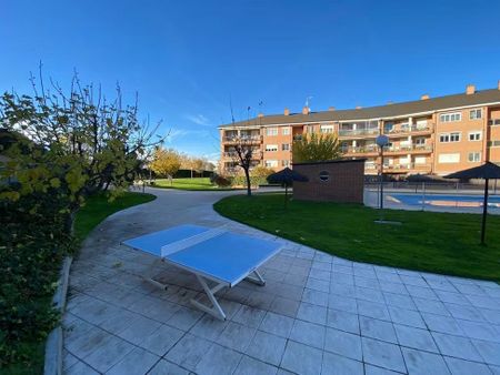 Calle Isaac Albéniz, Majadahonda, Community of Madrid 28222 - Photo 2