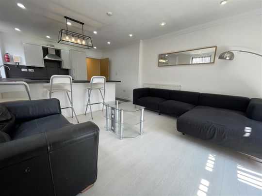 Richmond Road, Cardiff - Photo 1