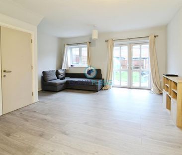 3 bedroom terraced house to rent - Photo 2