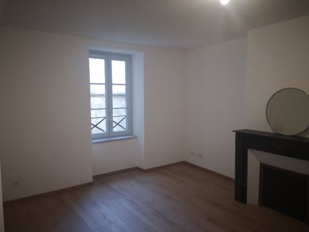 Location Appartement 3 pièces 78m² - Photo 4