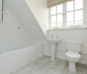 1 bedroom flat to rent - Photo 6