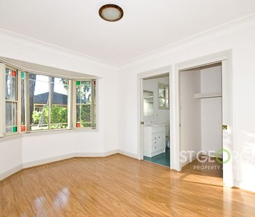 Tranquil & Private Modern Villa - Photo 1