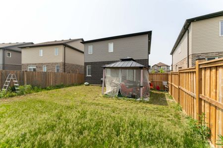 For Lease - 301 Freure Drive, Cambridge, Ontario - Photo 4