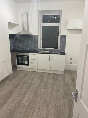 2 Bed Flat, Menzies Road, AB11 - Photo 4