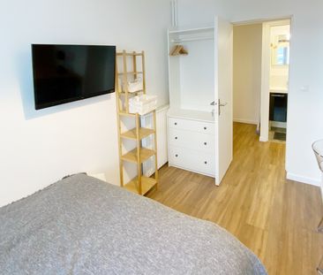 LOUIS BLANC Roommate 5 Bedrooms at Rouen - Photo 1