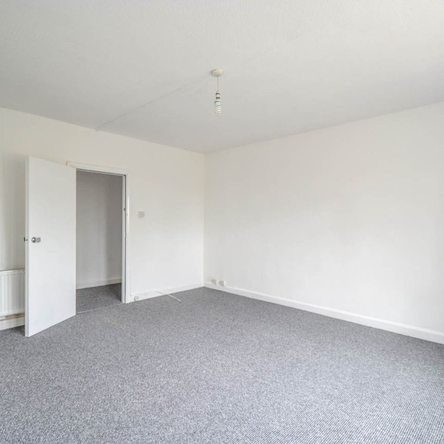 2 Bed Flat, Hamstead Court, B19 - Photo 1