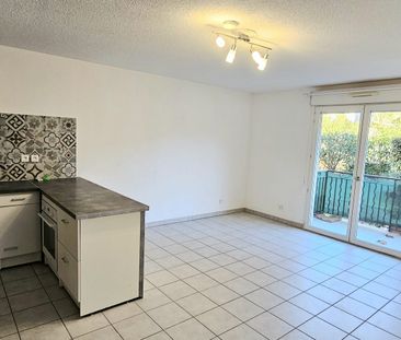 Location Appartement 2 pièces 46m² LE LUC 83340 - Photo 5