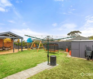 “FAMILY LIVING IMN PRIME LOCATION” - Photo 6