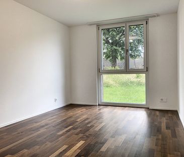 LOVE AT FIRST SIGHT! SPACIOUS AND BRIGHT! NEW CONSTRUCTION - Photo 4