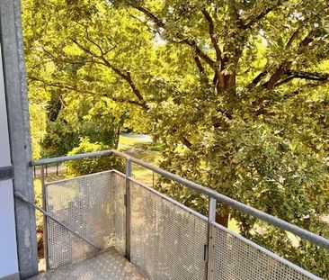 4-Raumwohnung im Grünen zum kleinen Preis! - Foto 1