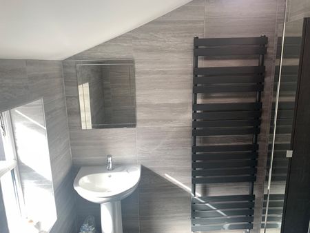 Room in a Shared House, Sandy Park Road, BS4 - Photo 5