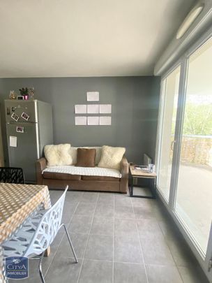 Location Appartement 2 pièces 41m² ST ETIENNE 42000 - Photo 1