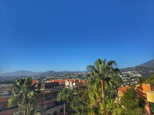 Apartamento de alquiler en Avenida Calderón de la Barca, -1, Los Naranjos - Photo 1