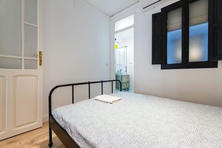 Carrer de Dénia, Valencia, Valencian Community 46004 - Foto 2