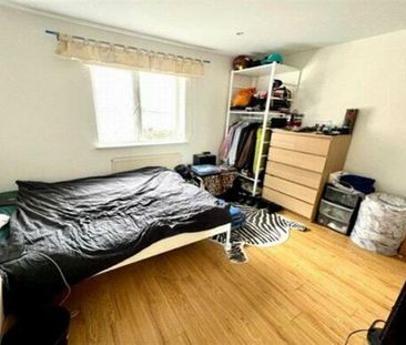 Pacific Close, SO14 - Photo 1