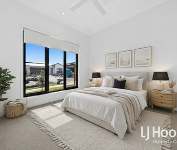 NEAR NEW METRICON BUILD - DUCTED AIR CONDITIONING - EXPANSIVE LIVIN... - Photo 3