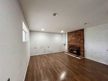 3 Bdrm House in Lower Mission - Photo 5