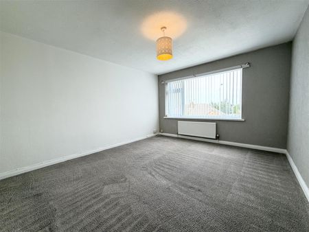Ridgewood Drive, Pensby - Photo 2