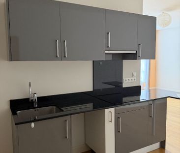 T2 avec terrasse - Photo 6