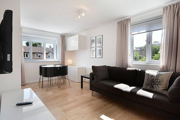 1 bedroom flat to rent - Photo 1