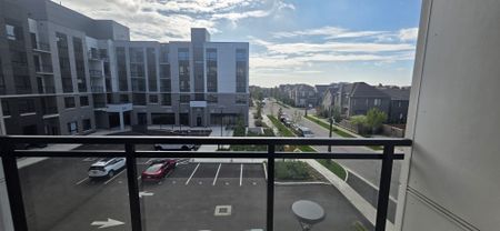 For Lease - 3250 Carding Mill Trail Unit# 311, Oakville, Ontario - Photo 4