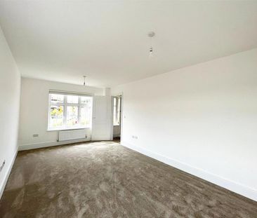 3 bedroom detached house to rent - Photo 5