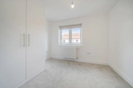 Crossbow Avenue - Photo 3