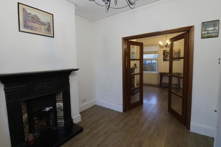 3 bedroom terraced house to rent - Photo 5