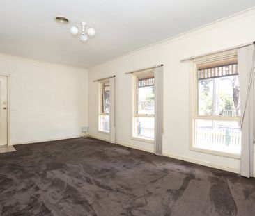 130 Hope Street, Brunswick VIC 3056 - Photo 2