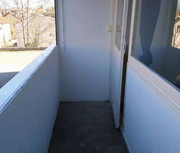 Location appartement 1 pièce 30 m² à Oyonnax (01100) CENTRE - Photo 4