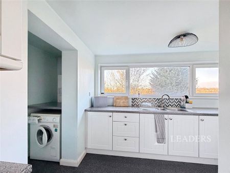 1 bedroom flat to rent - Photo 5