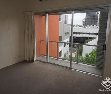 Premium Living in the James Street Precinct - Photo 2