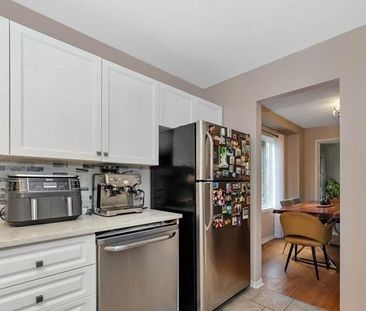 For Lease - 17 RAVENSCROFT Court, Stittsville - Munster - Richmond,... - Photo 5