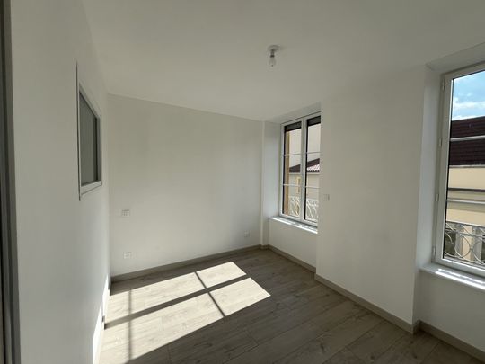 GRAND T2 AVEC BUREAU ET BALCON - CENTRE VILLE - Photo 1