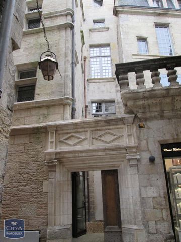 Location Appartement 2 pièces 75m² PERIGUEUX 24000 - Photo 4