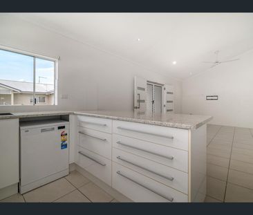 7/18-20 Rose Street, Westcourt, Qld 4870 - Photo 6