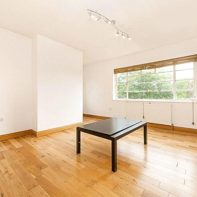 Ossulton Way, Hampstead Garden Suburb, London - Photo 1